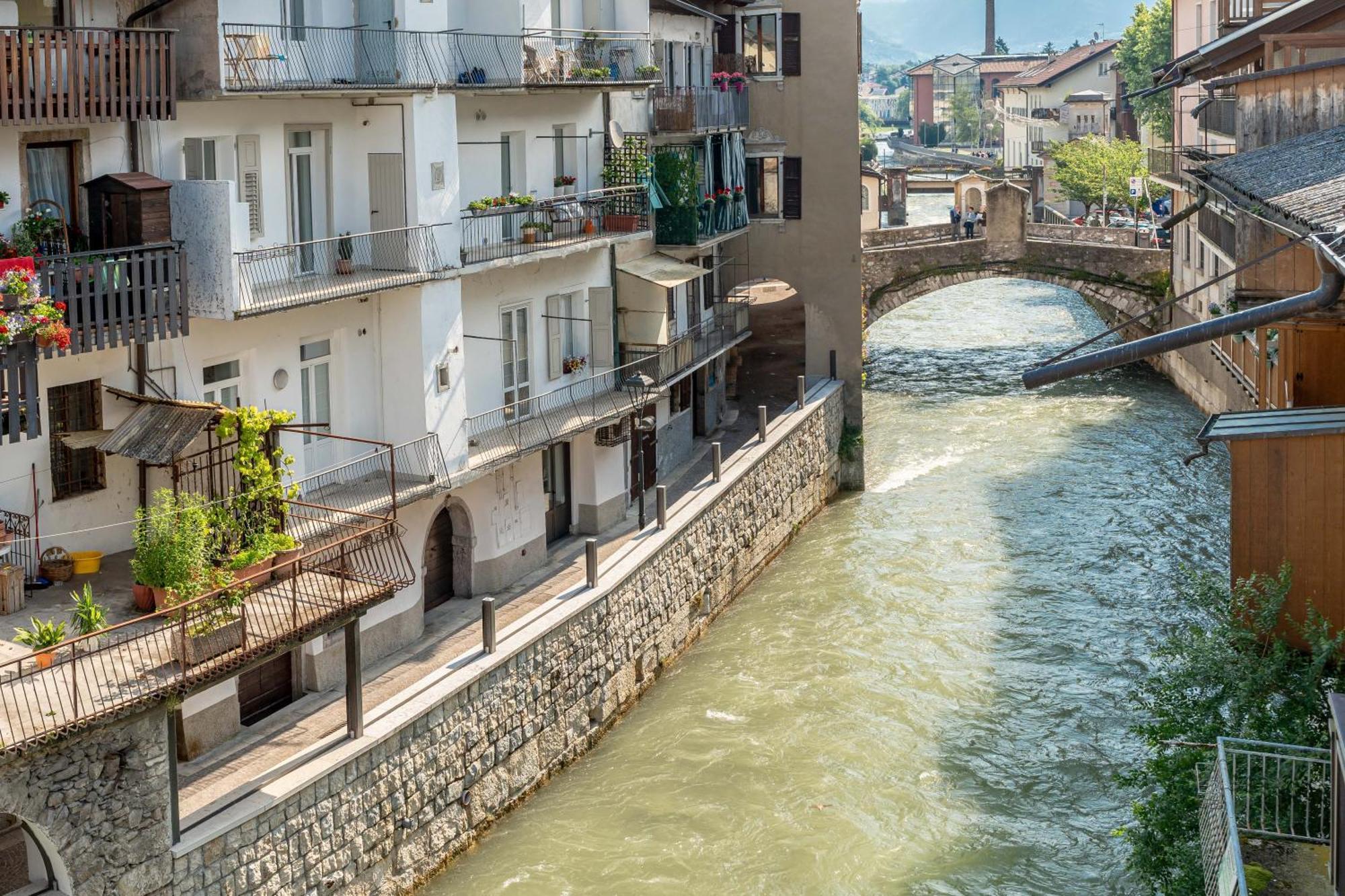 Luxury 2Br W/ River Castle View In Borgo Valsugana Apartman Kültér fotó